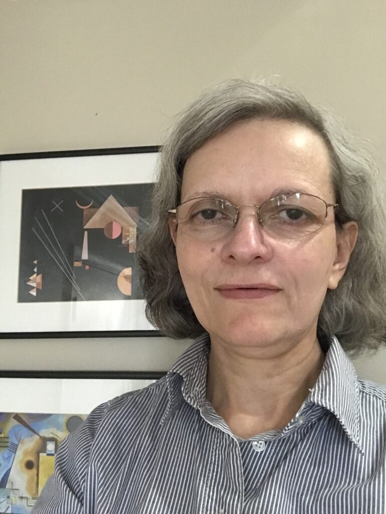 Susan Katsarelis headshot