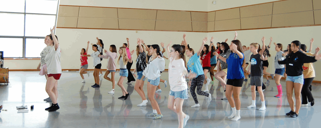 kids practicing choreography